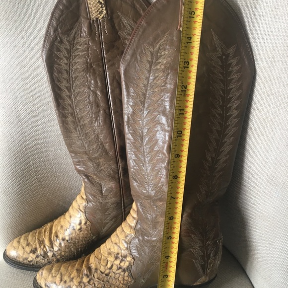 Western Boots - Picture 5 of 6